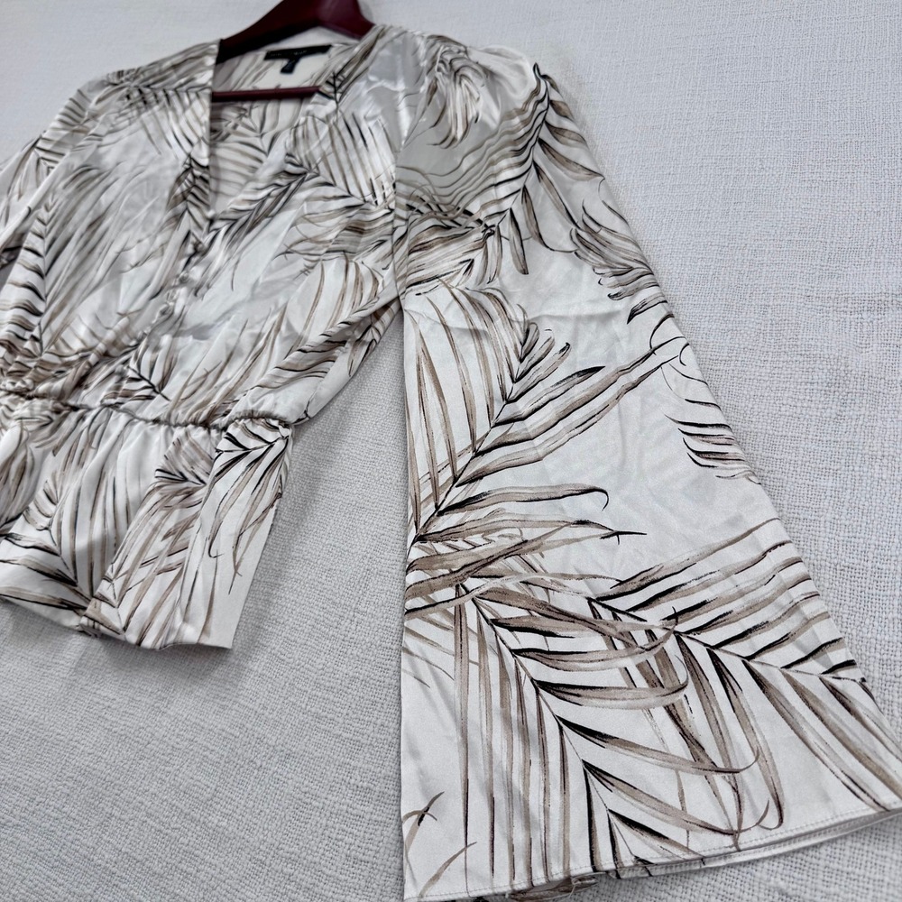 White House Black Market Palm Print Satin Peplum Blouse Bell Sleeve Neutral Boho - Picture 5 of 11